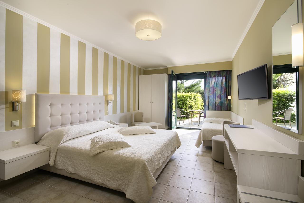 Ocean Beach Hotel Szkála Potamiász Kültér fotó