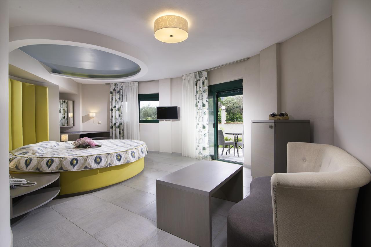 Ocean Beach Hotel Szkála Potamiász Kültér fotó