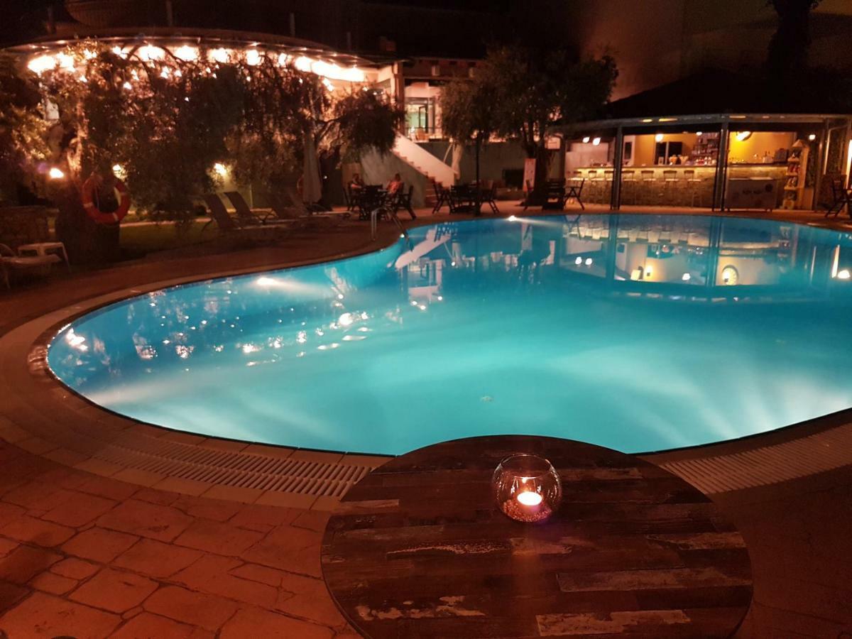 Ocean Beach Hotel Szkála Potamiász Kültér fotó